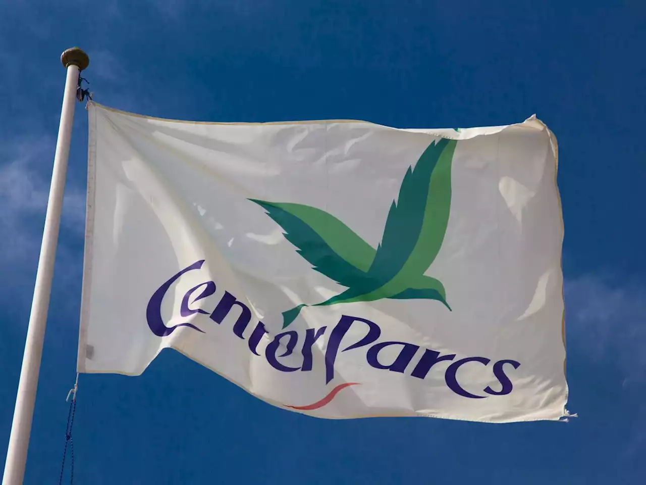 Holidaymakers outraged as Center Parcs closes for Queen’s funeral