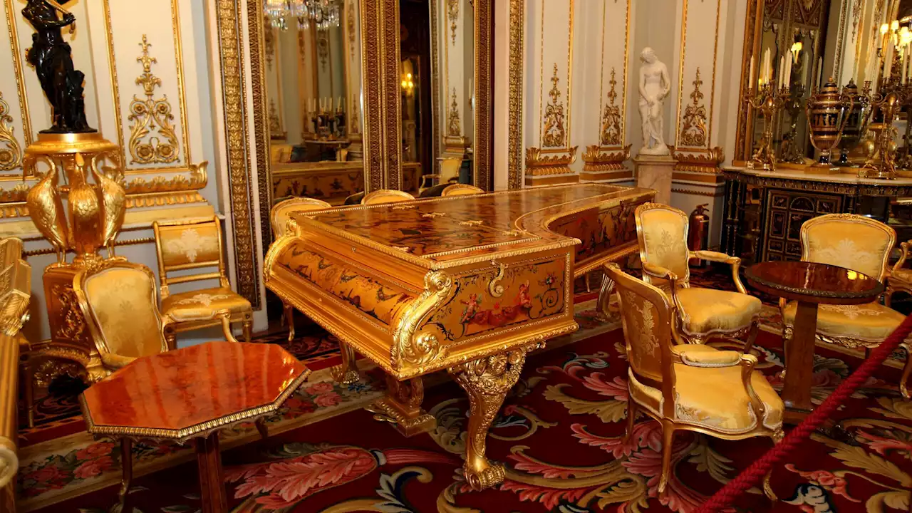 Was the Queen's Golden Piano First Owned by Saddam Hussein?