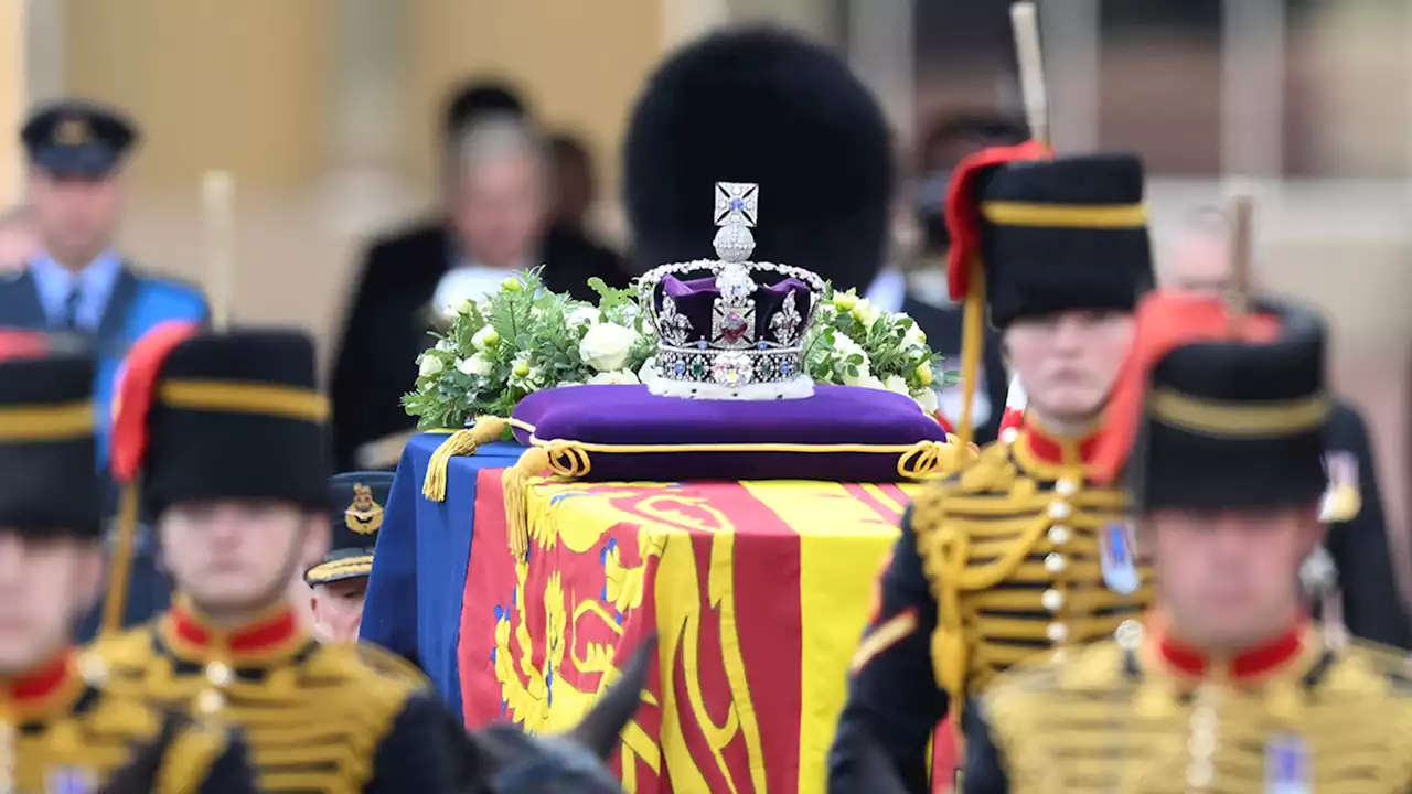 Queen Elizabeth to lie in state at Westminster Hall following procession of coffin