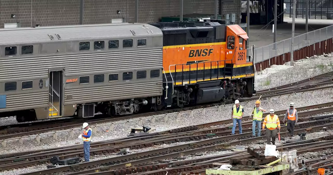 Bernie Sanders to Warren Buffett: Give Rail Workers Better Conditions to Avoid Strike