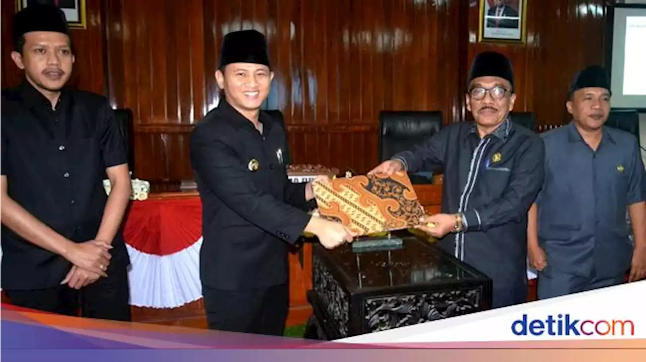 Bupati Trenggalek Pastikan Atasi Jalan 'Jeglongan Sewu' Lewat APBD-P