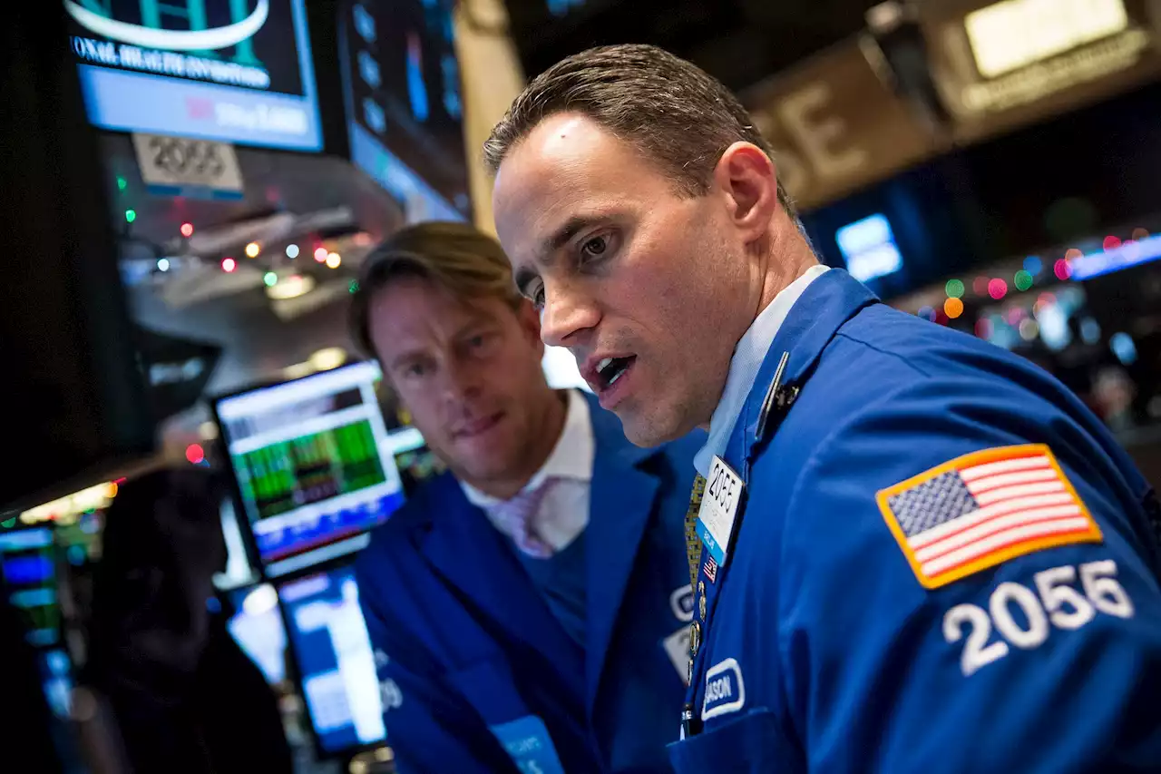 S&P, Nasdaq And Dow Have Negative Weekly Charts. Here’s How To Trade Them.