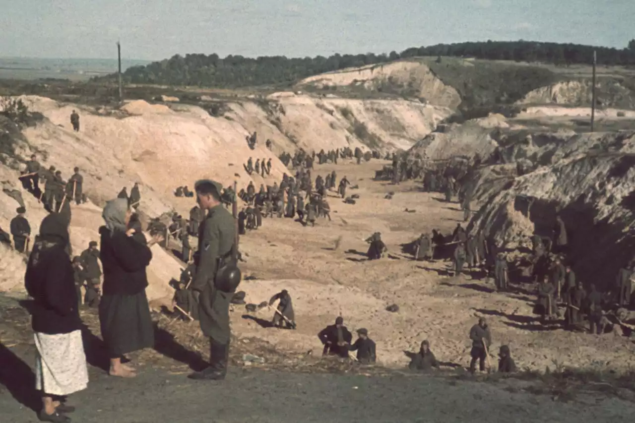 « Babi Yar. Contexte », Sergei Loznitsa et la Shoah par balles