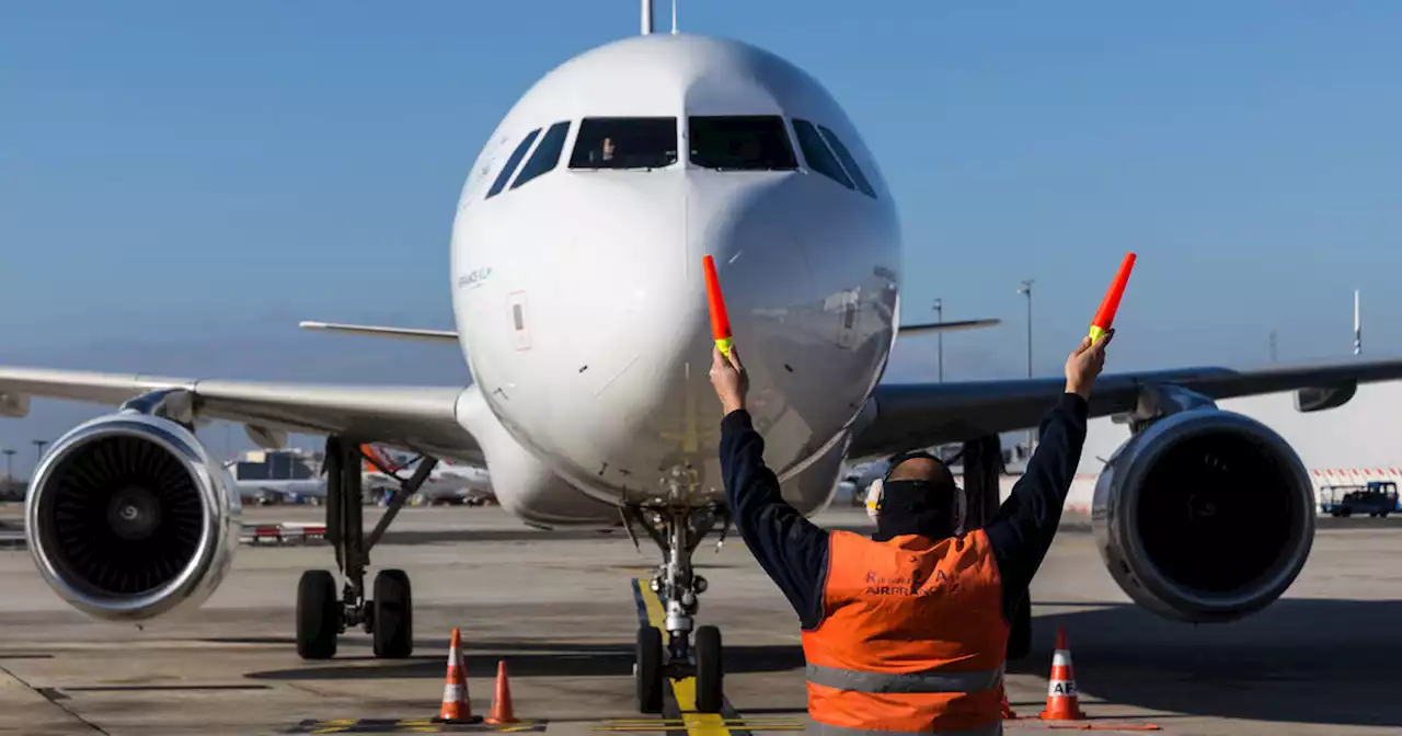 En réponse à l’inflation, Air France annonce des hausses salariales et une prime