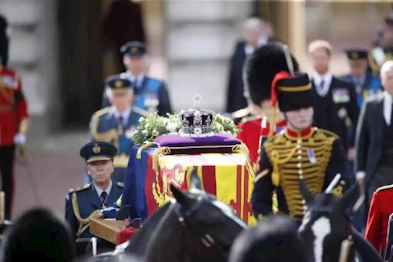 Gb, iniziato l'omaggio del popolo alla regina Elisabetta a Westminster Hall