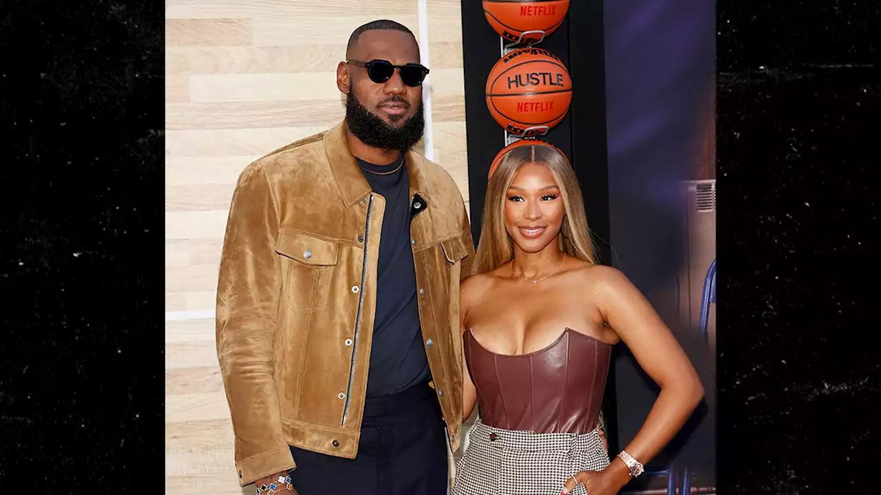 LeBron James Wishes Savannah Happy Anniversary, 'You So Damn Sexy'