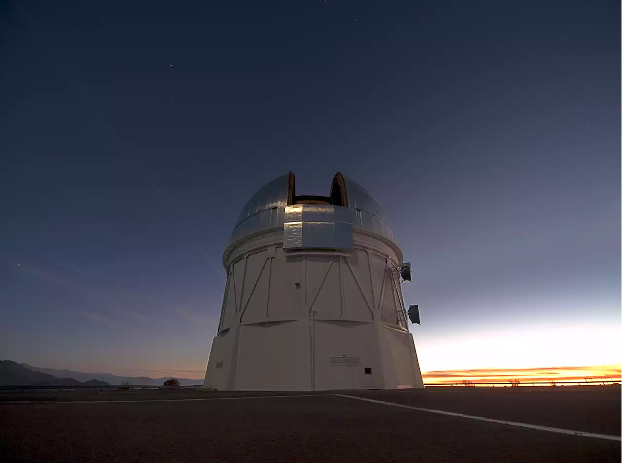 On its Hunt for Dark Energy, a Telescope Stopped to Look at the Lobster Nebula