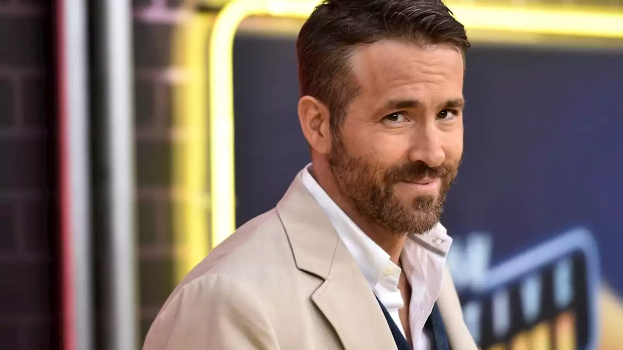 After losing a bet, Ryan Reynolds gets colonoscopy that reveals polyp. It might have saved his life