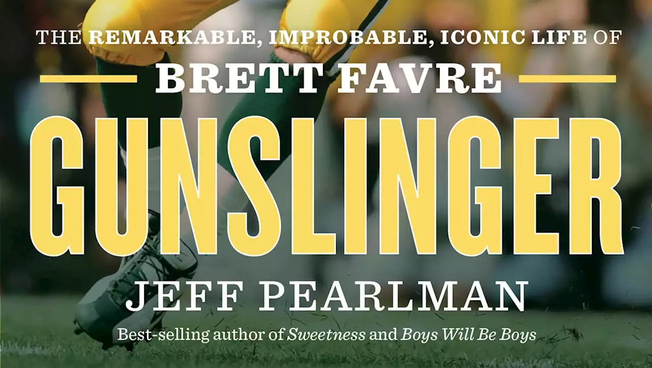 Author Jeff Pearlman advises fans to not read his biography of Brett Favre after release of text messages