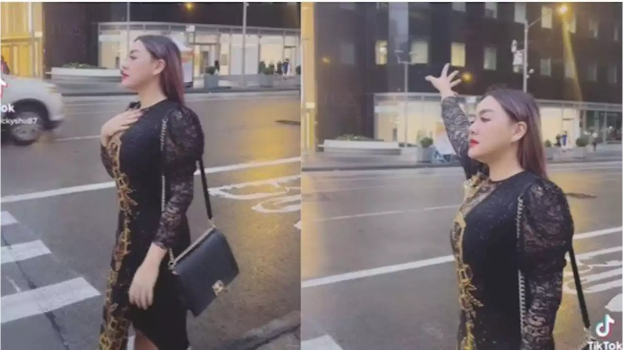 Gokil! Vicky Shu Cegat Taksi di New York Mirip Setop Angkot di RI