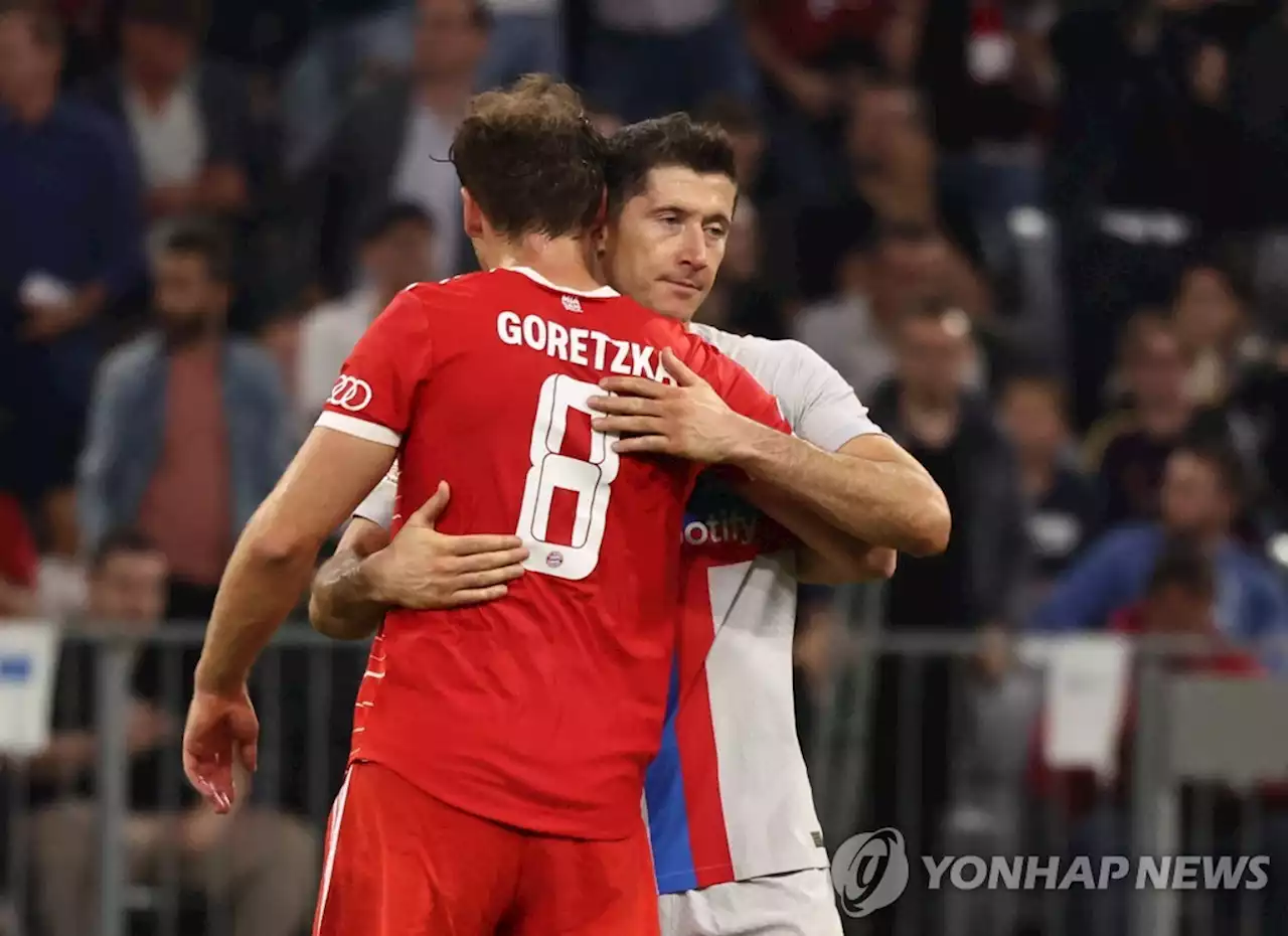 '더비 주인공' 레반도프스키 침묵…뮌헨, 바르사에 2-0 완승 | 연합뉴스