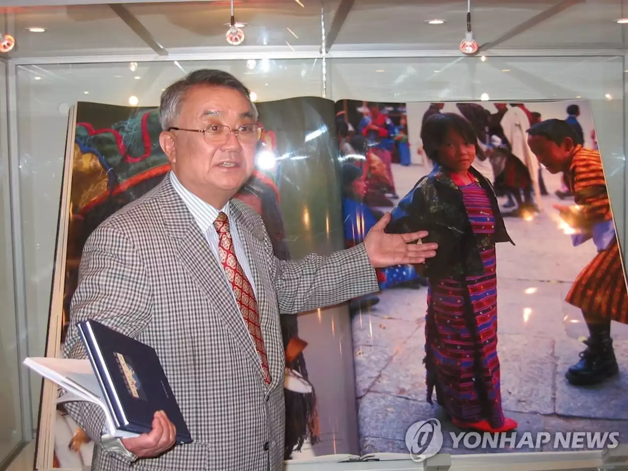 '한국 고서 문화의 거목' 여승구 화봉문고 대표 별세 | 연합뉴스