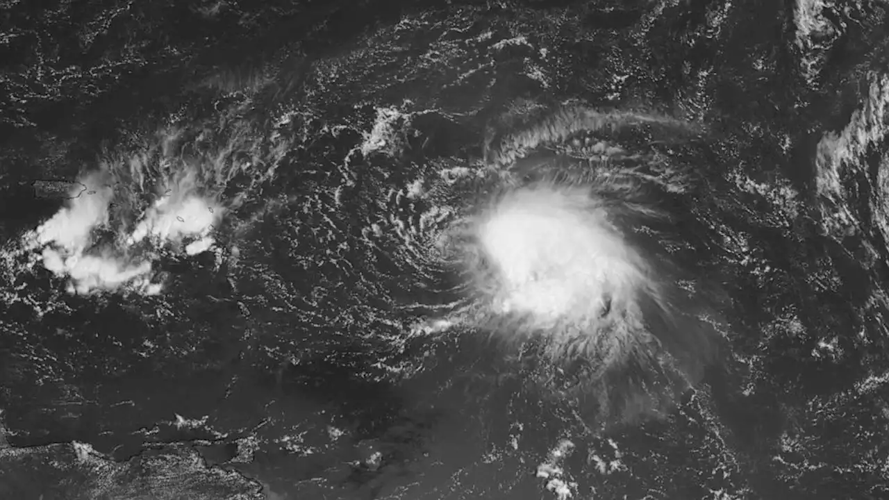 Tropical Storm Fiona takes aim on Puerto Rico