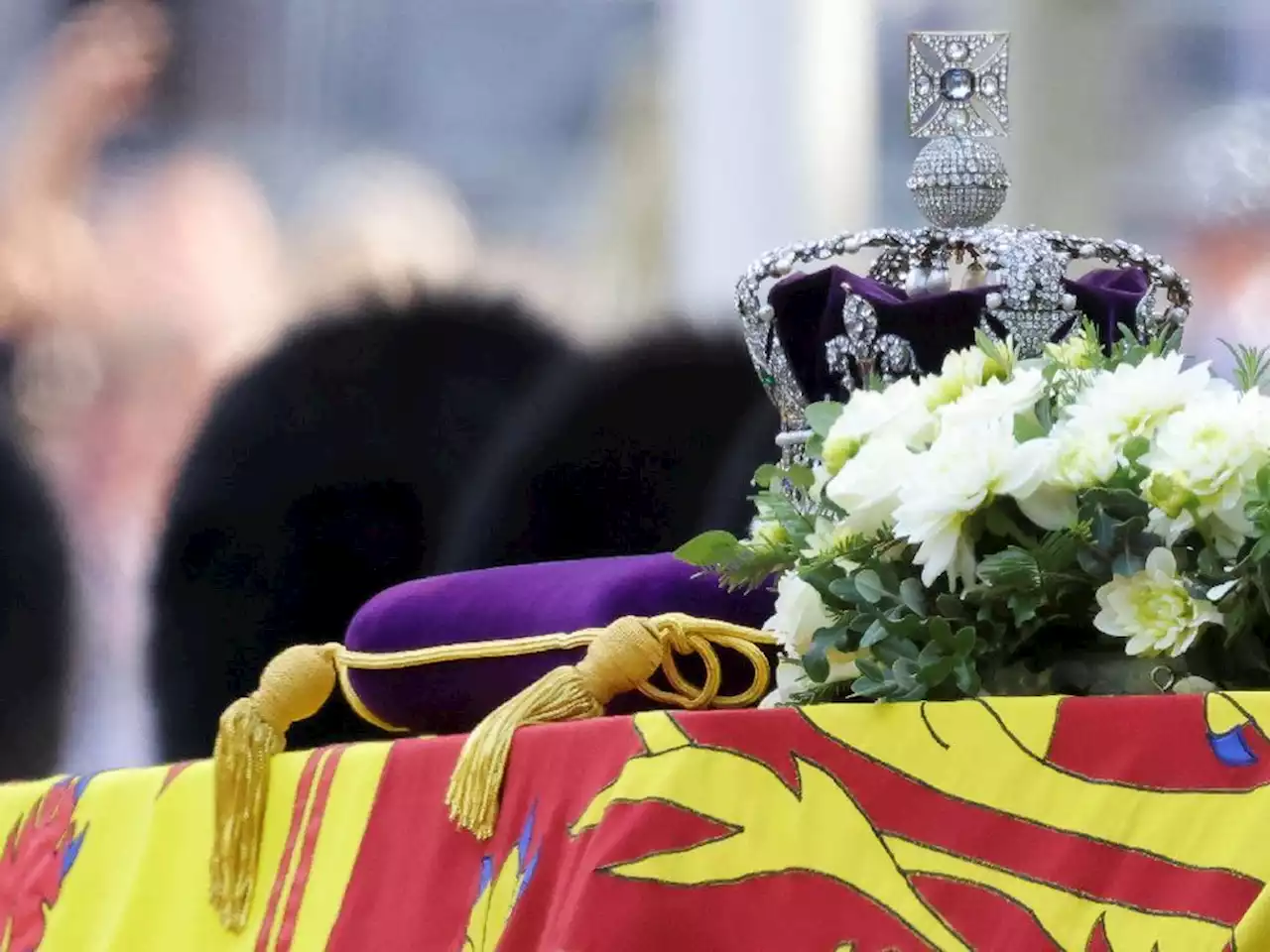 Queen Elizabeth's funeral 'will unite' world as mourners queue for miles