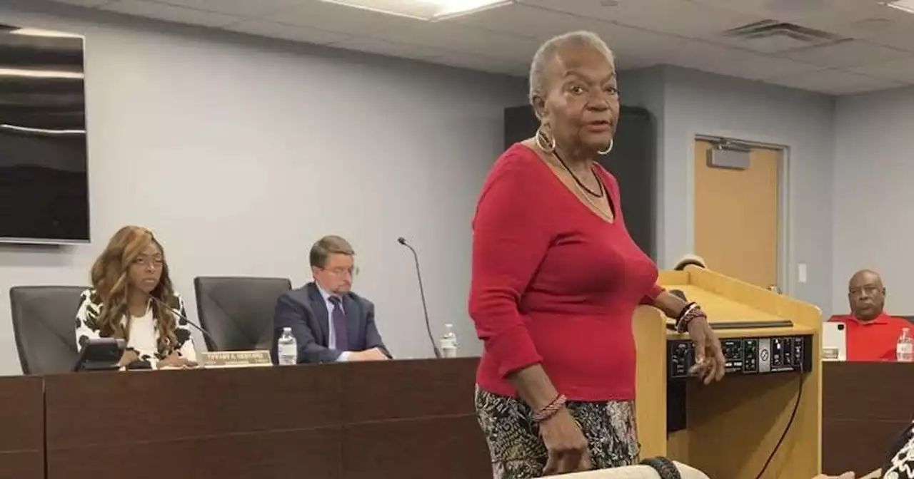 Column: Thornton Township needs more diversity and less entertainment, resident tells board