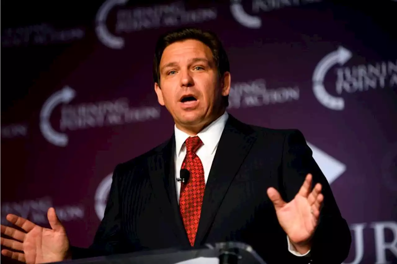 Gov. Ron DeSantis claims credit for sending 2 planes carrying migrants to Martha's Vineyard in Massachusetts | CNN Politics