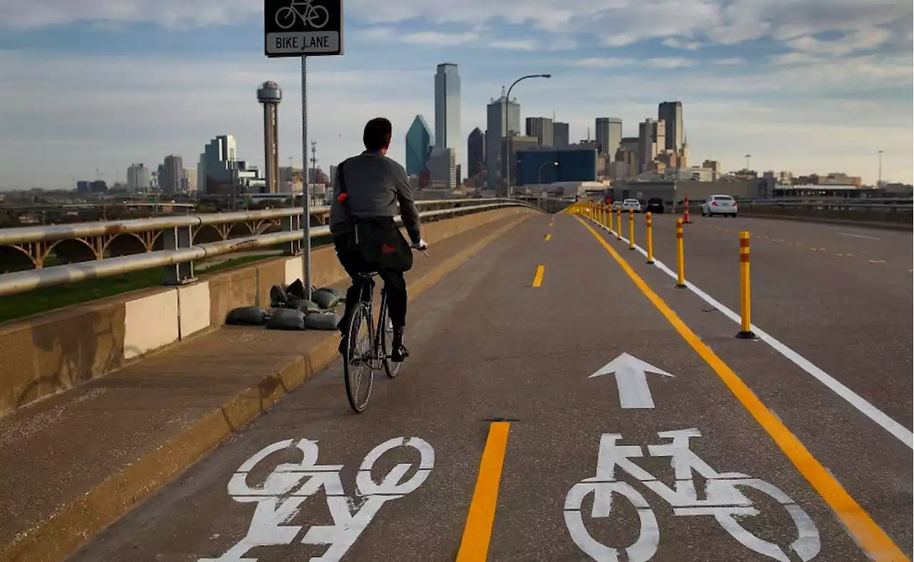 Dallas drivers now face fines if caught parking in bike lanes