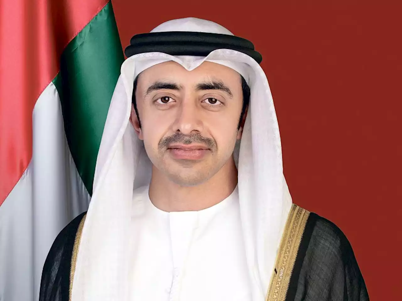 عبدالله بن زايد يلتقي رئيس وزراء إسرائيل