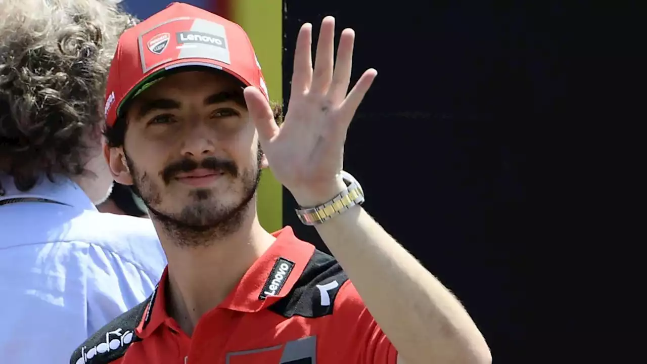 Bagnaia: 'Ho chiesto a Rossi di farmi da coach. Ma per ora non se la sente'