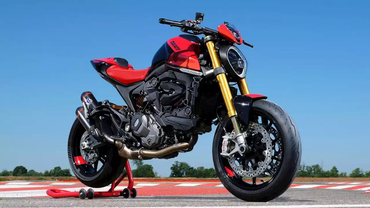 Ducati Monster SP: la naked bolognese si incattivisce per il 2023