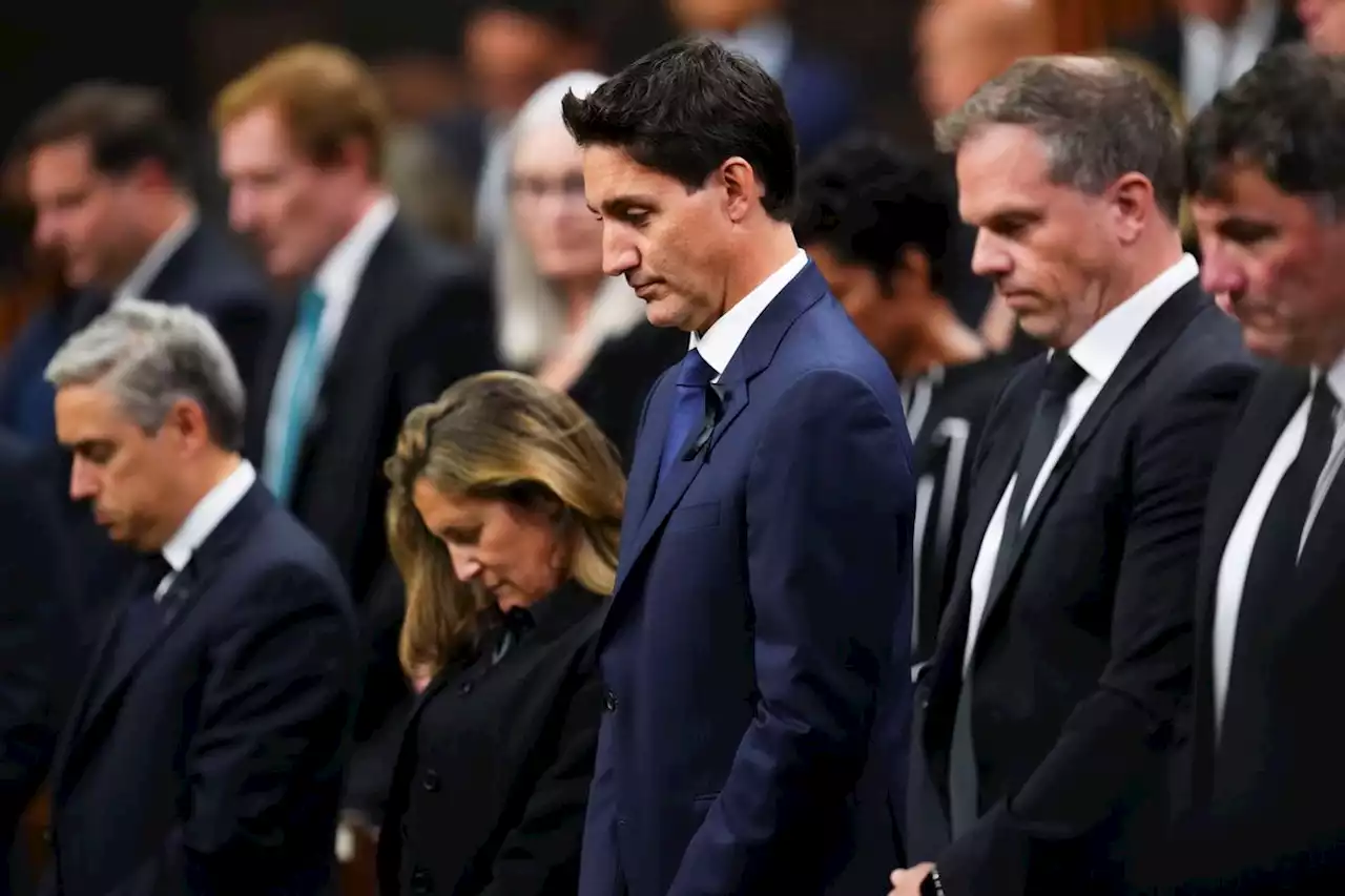 Prime Minister Justin Trudeau, party leaders pay tribute to the late Queen Elizabeth