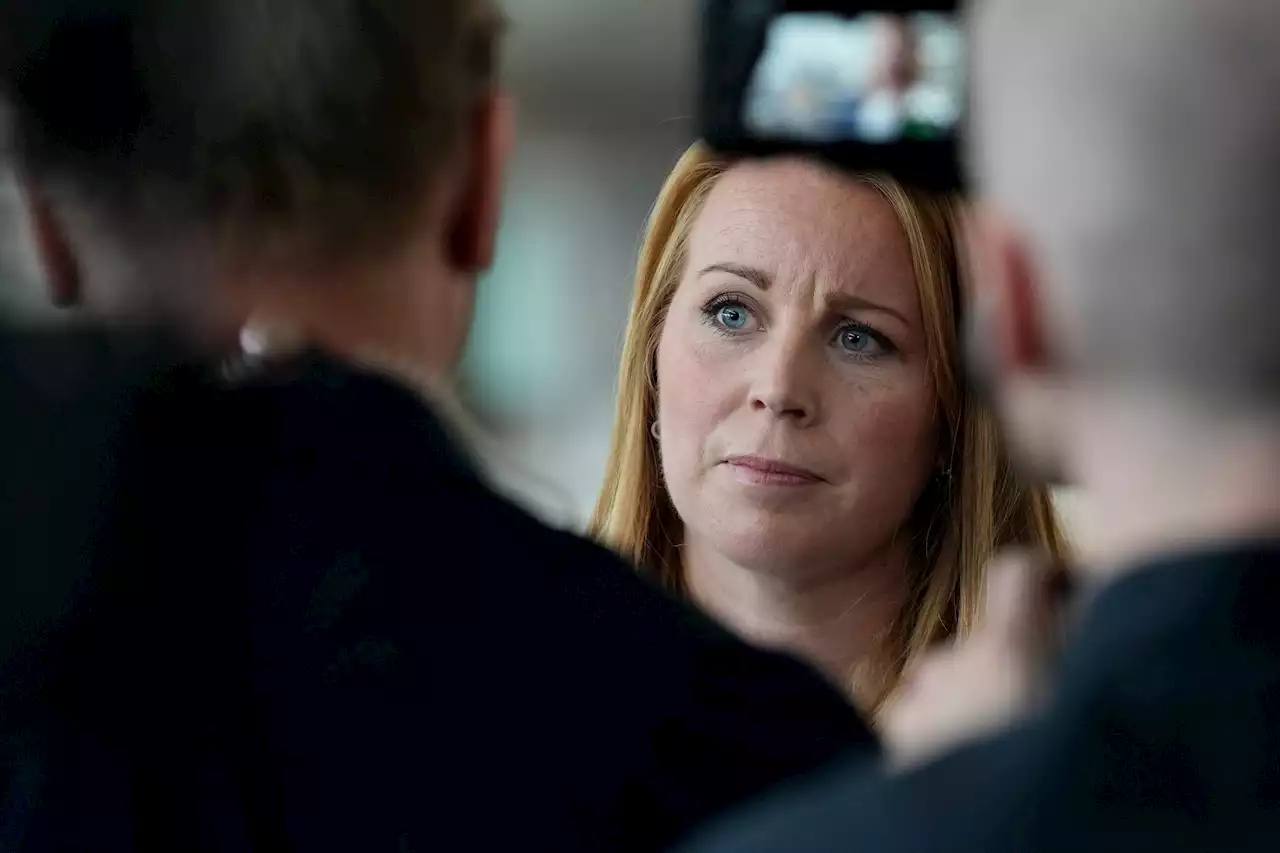 Annie Lööf (C) avgår som partiledare: ”Jag är stolt”