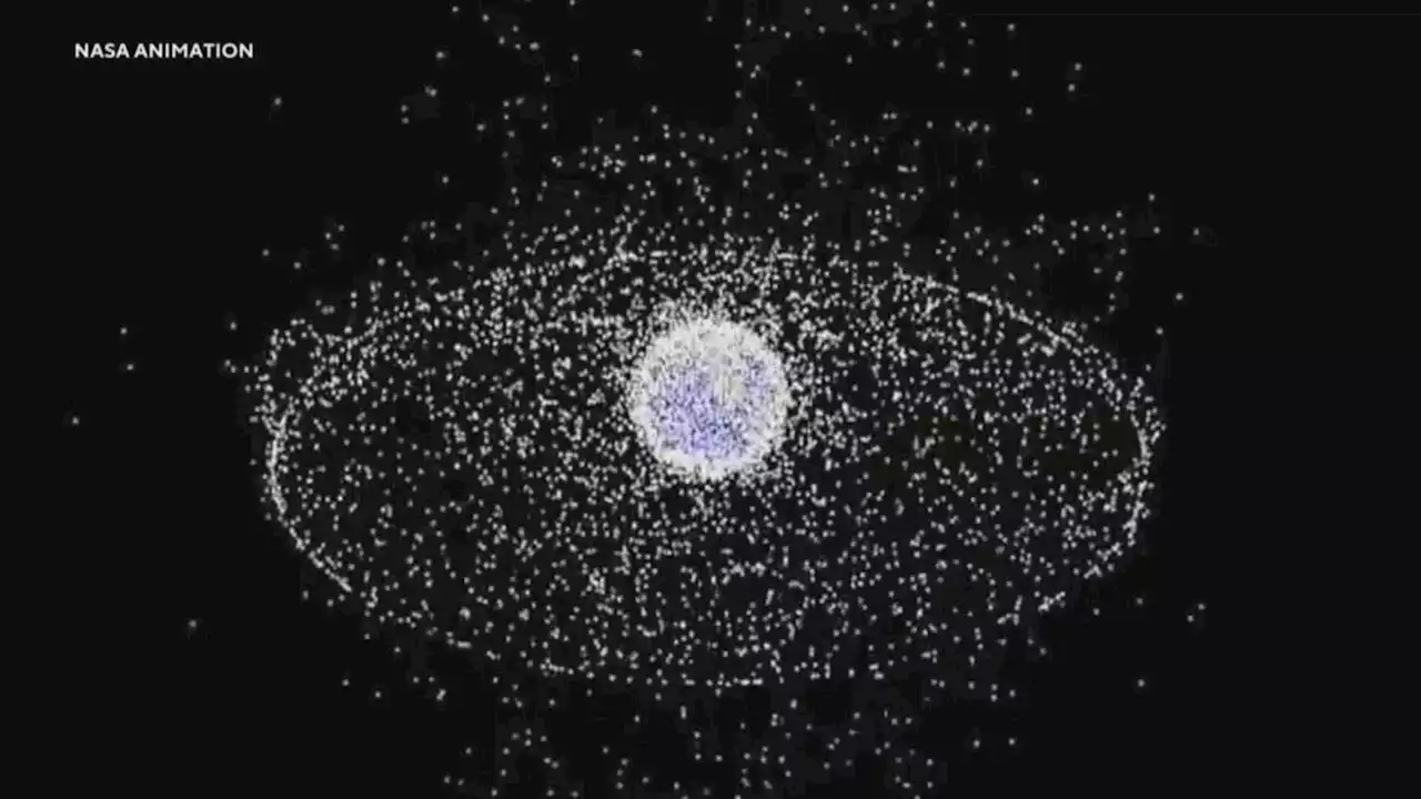 Washington Sen. Maria Cantwell, other senators propose bill to reduce orbiting space junk