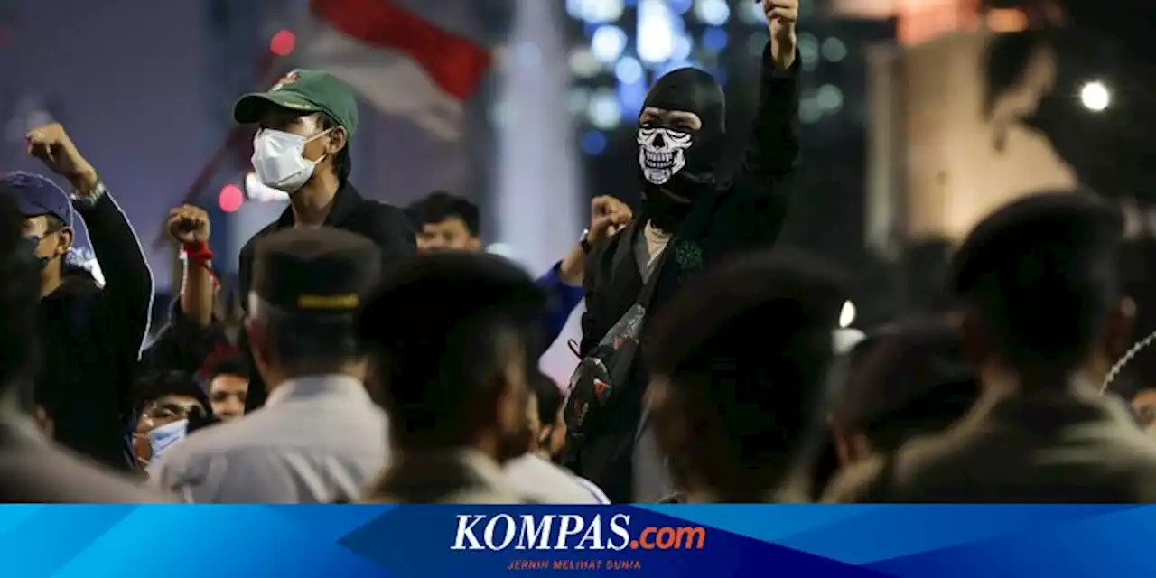 Aliansi BEM SI Kembali Demo Tolak Kenaikan BBM di Patung Kuda, Massa Aksi 1.000 Orang