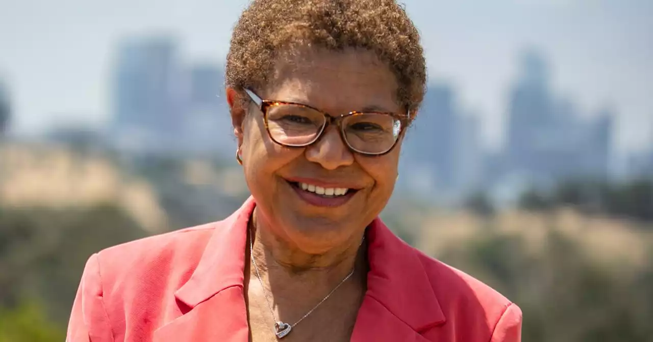 2 arrested in burglary at Rep. Karen Bass' L.A. home, LAPD says