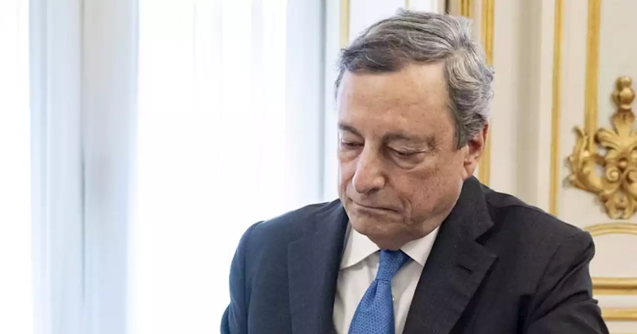 Mario Draghi, il tetto agli stipendi? Perché se ne va da populista