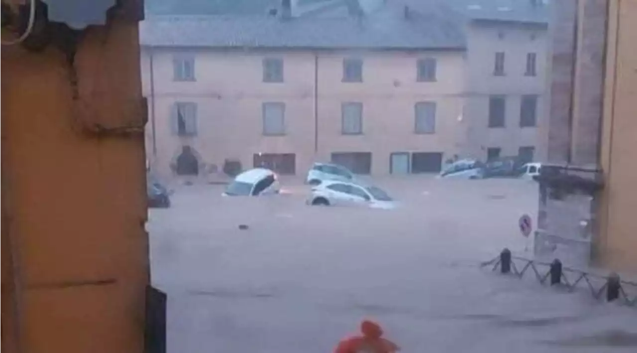 Maltempo a Cantiano (Pesaro e Urbino), si temono dispersi