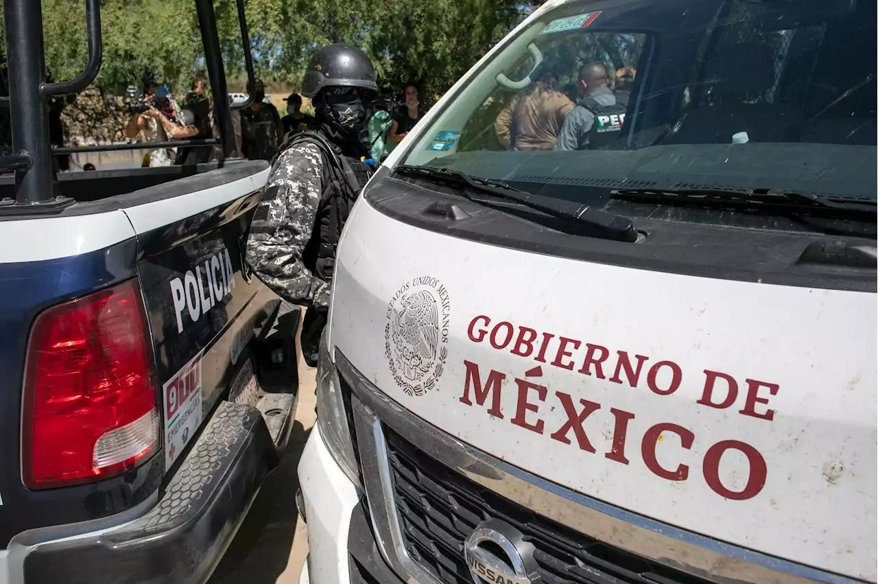 Mexico Arrests General, Two Other Army Members in Case of 43 Missing Students