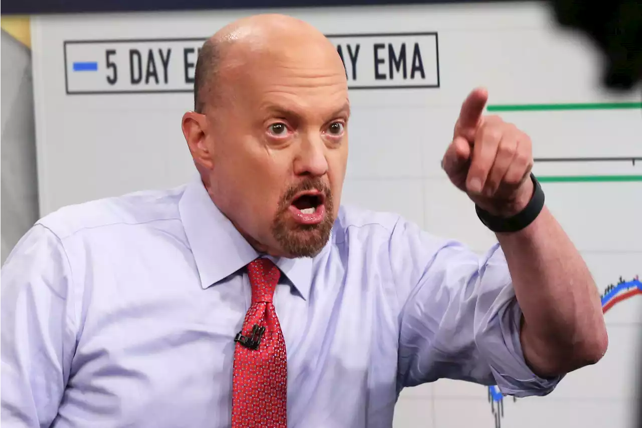 Jim Cramer Says Wall Street Should Stop the ‘Now Is the Time to Get Out' Calls