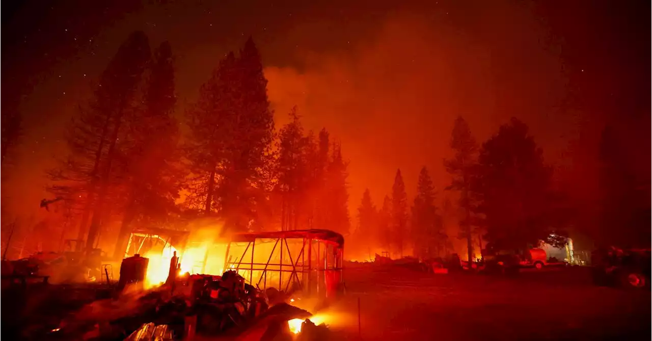 California wildfire threatens communities in Sierra Nevada foothills