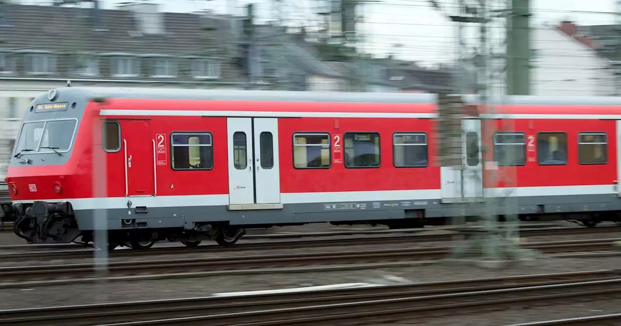 Zum 1. Januar 2023: Verkehrsverbund Rhein-Ruhr erhöht Preise in NRW um 3,9 Prozent