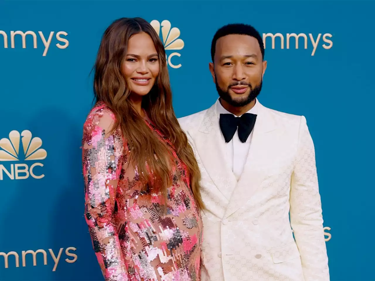 Pregnant Chrissy Teigen Has Beef With the Snack Selection at the Emmy Awards