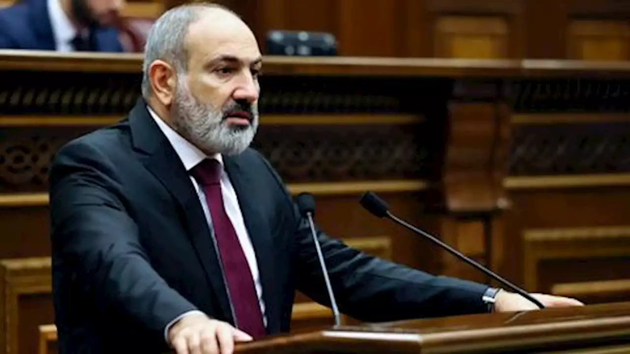 Thousands protest in Yerevan to demand Armenia's Pashinyan resign