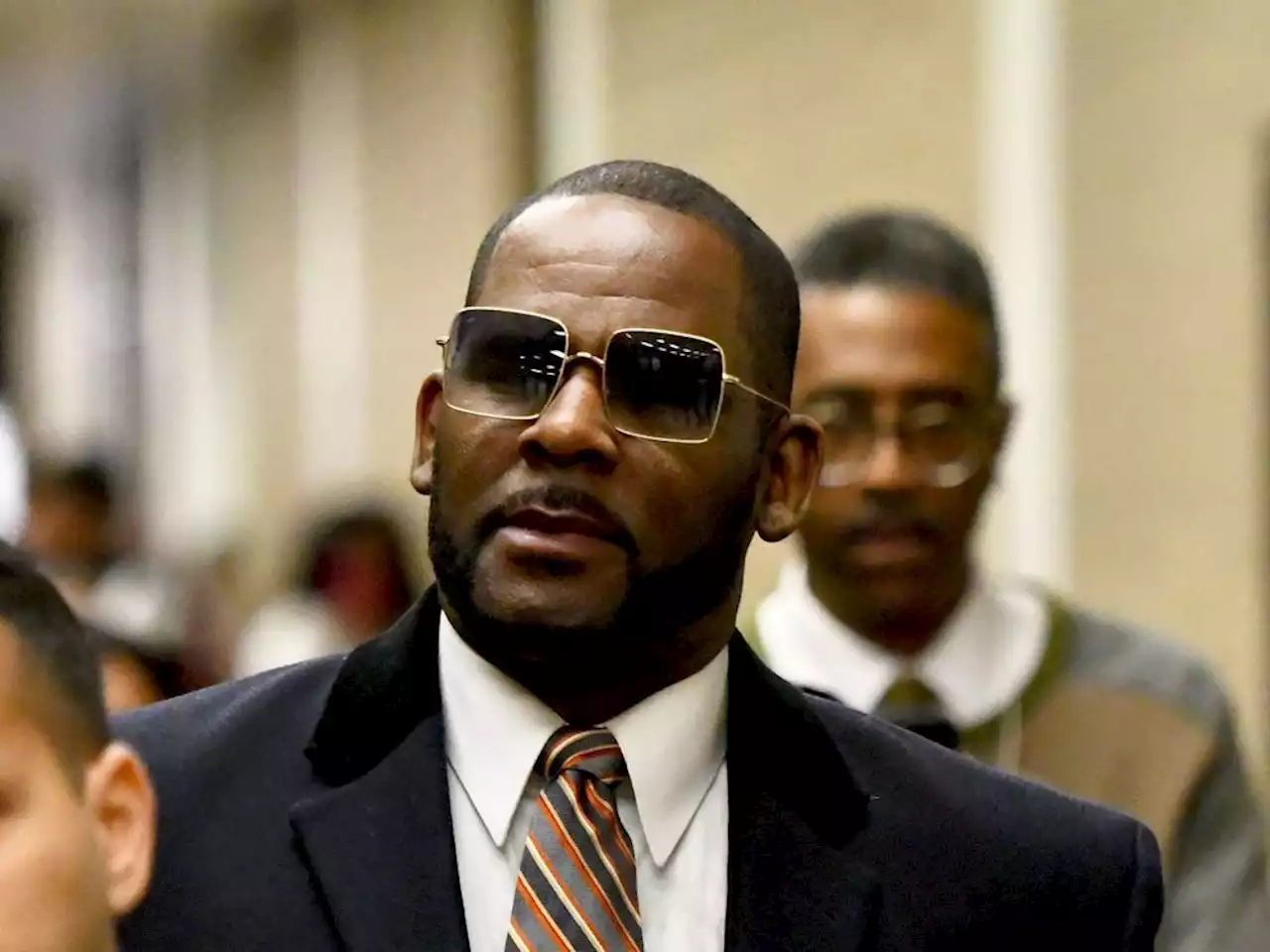 R. Kelly convicted of child porn, enticing girls for sex