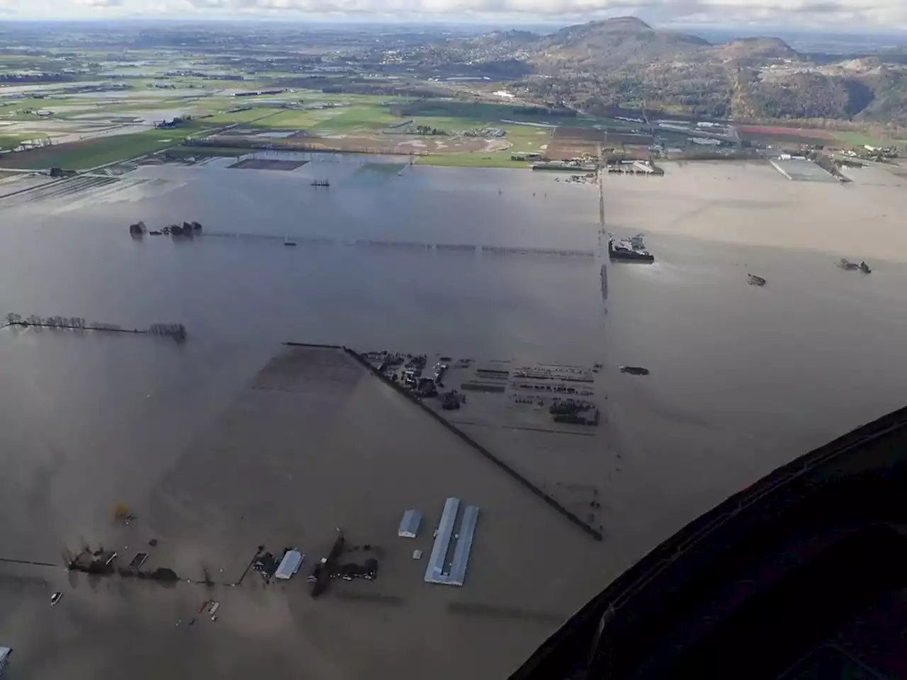 UBCM delegates call on province to take back responsibility for dikes, 'significantly' increase flood protection funding