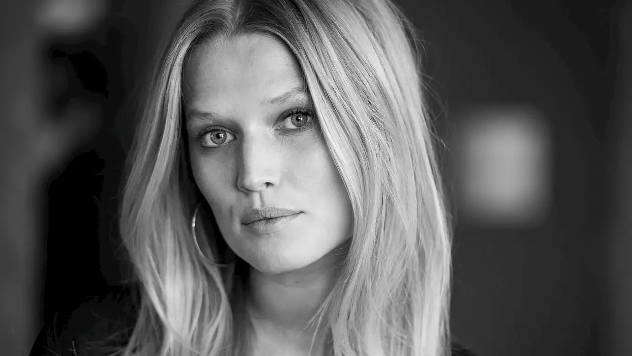 Toni Garrn lädt zum Charity-Flohmarkt – und verkauft eins ihrer Hochzeitskleider