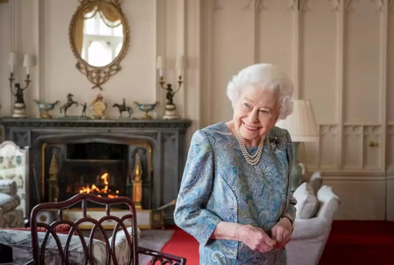 Andrew Morton bio of Queen Elizabeth II due in November