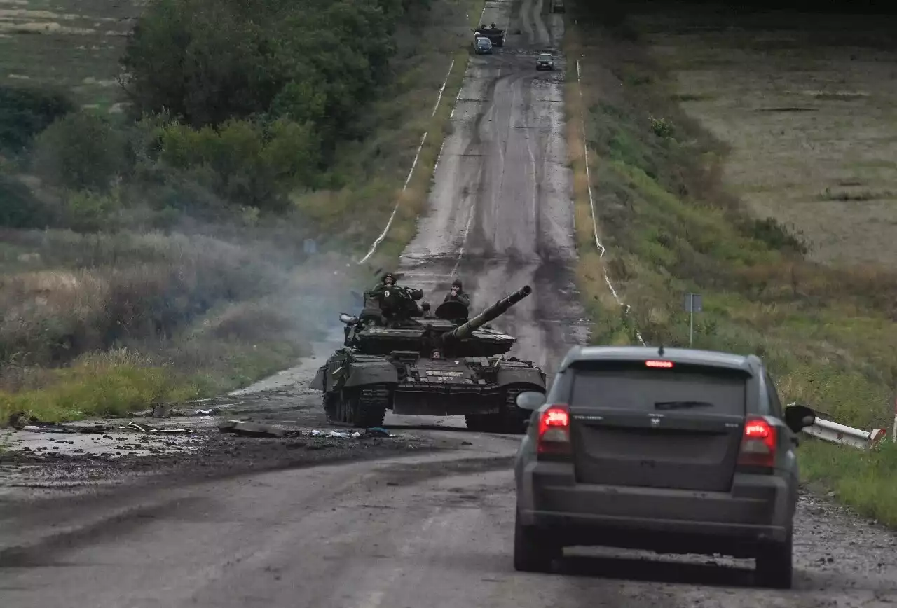 Guerre en Ukraine : une 'fosse commune' découverte à Izioum, ville reprise aux Russes