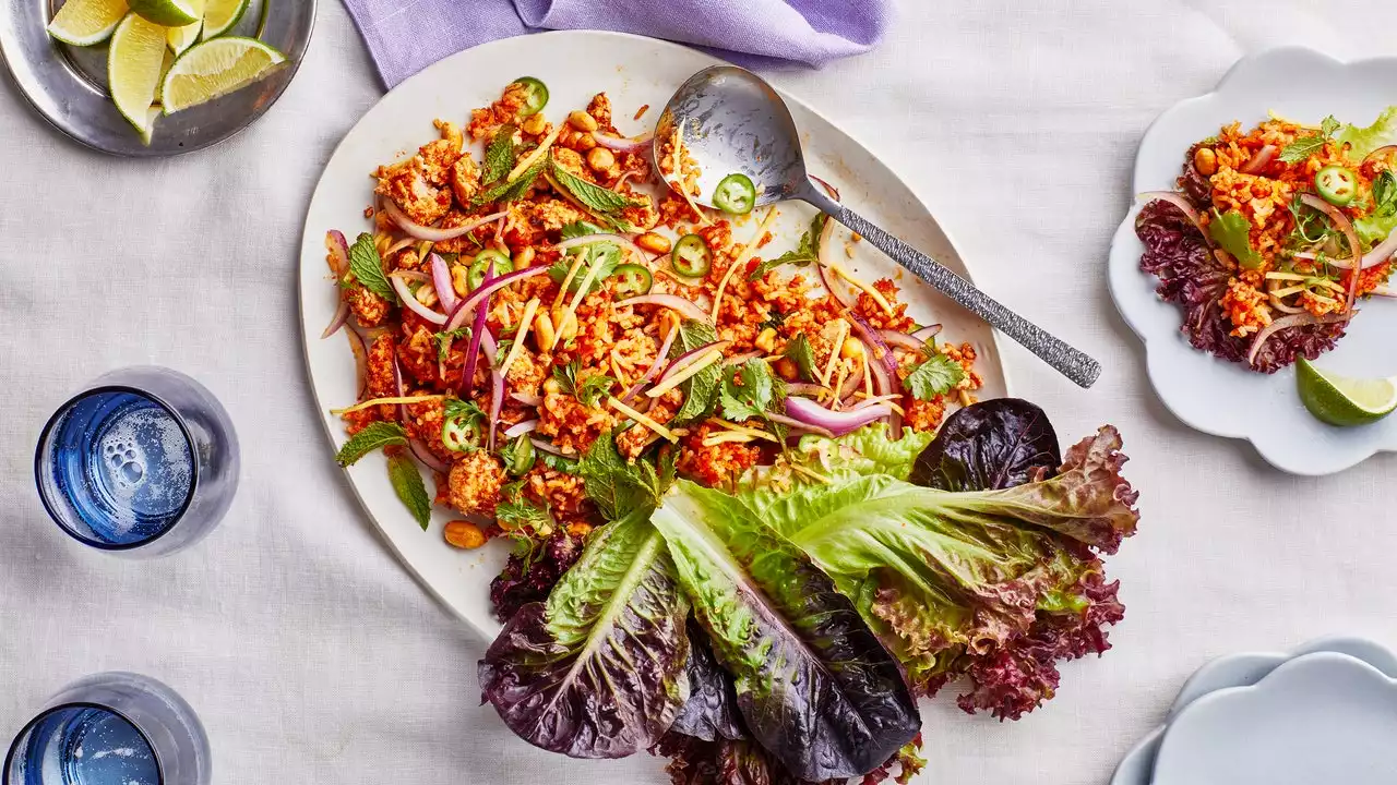 Laotian-Style Chicken and Rice Salad