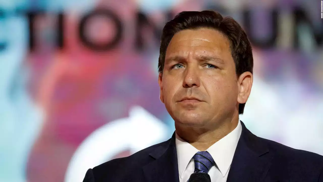 ANÁLISIS | Con los inmigrantes, DeSantis redobla su apuesta por los leales a Trump