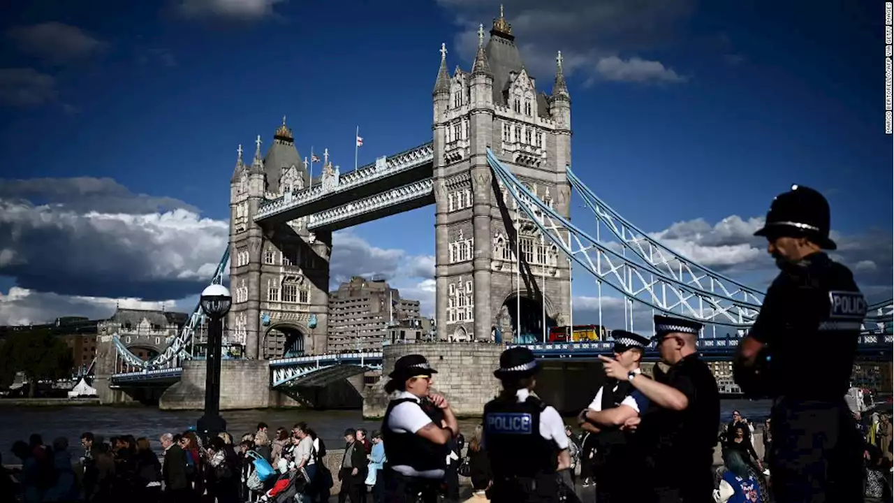 Sexual assault reported in queue to view Queen's coffin