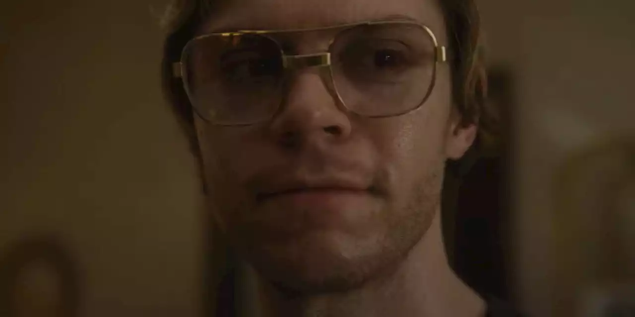 'Monster: The Jeffrey Dahmer Story' Trailer Reveals Evan Peters' Terrifying Transformation