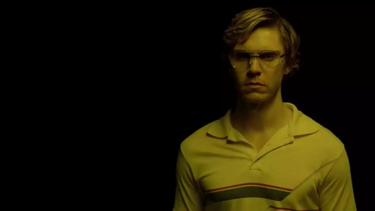 Mostro: La storia di Jeffrey Dahmer ecco Evan Peters nel primo trailer italiano della miniserie di Ryan Murphy!