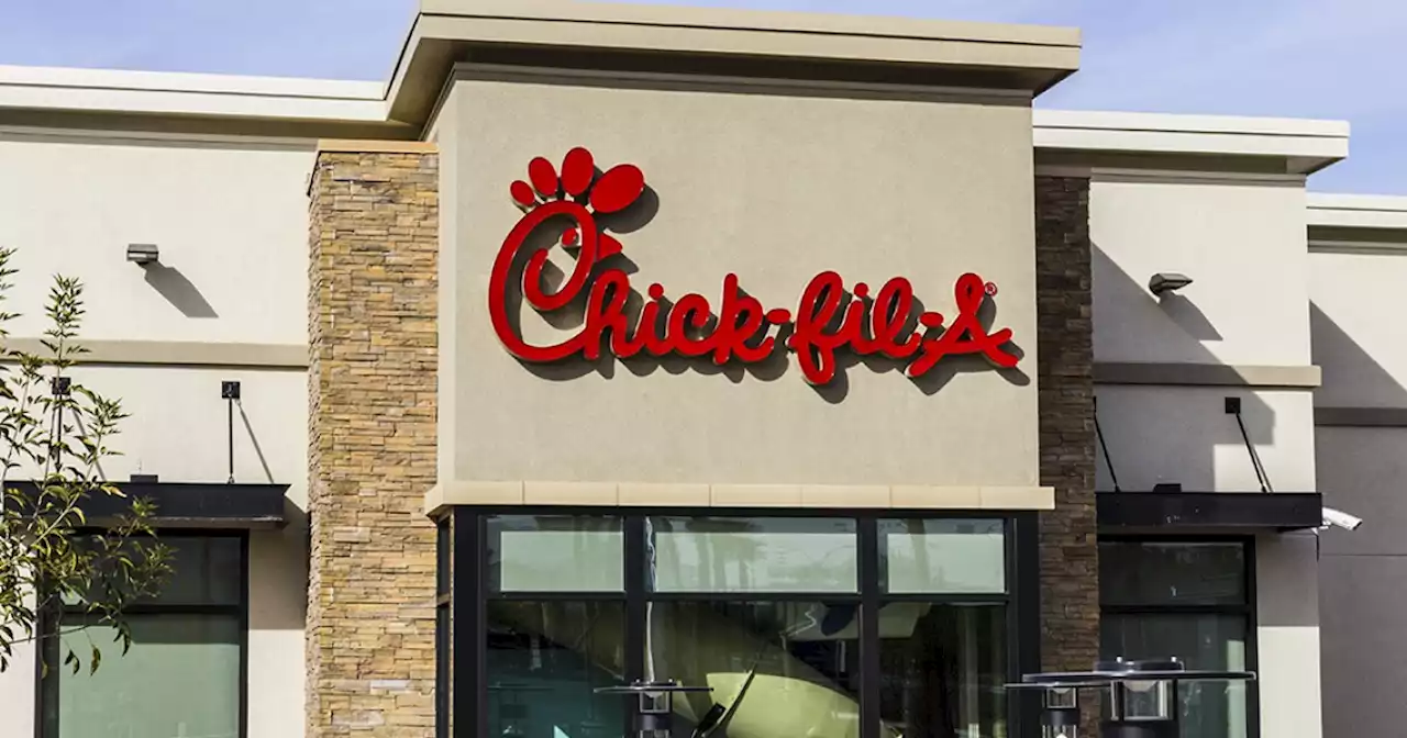 WATCH: Chick-fil-A worker who stopped would-be carjacker honored by police