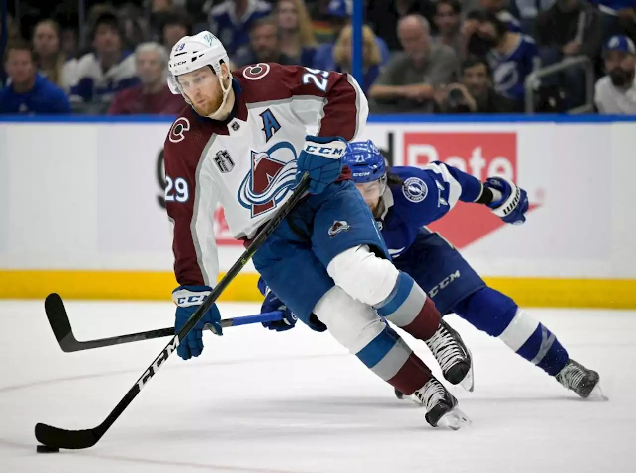 MacKinnon says he and Avalanche are close on a new contract