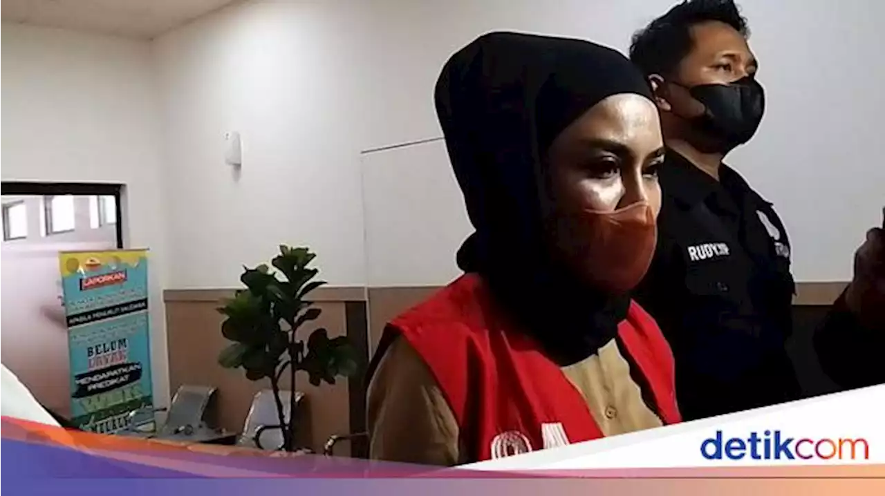 Medina Zein Pasrah Hadapi Sidang Tuntutan Pekan Depan